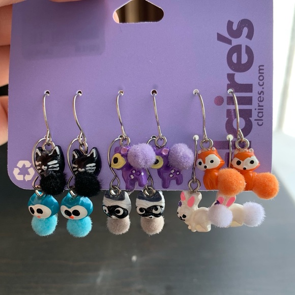Claire’s | Animal Pom Pom Drop Earrings - Picture 7 of 7